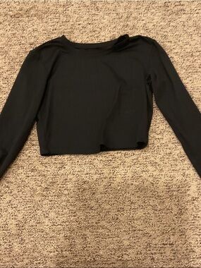 ALO Yoga Black Long-Sleeve Cropped Top